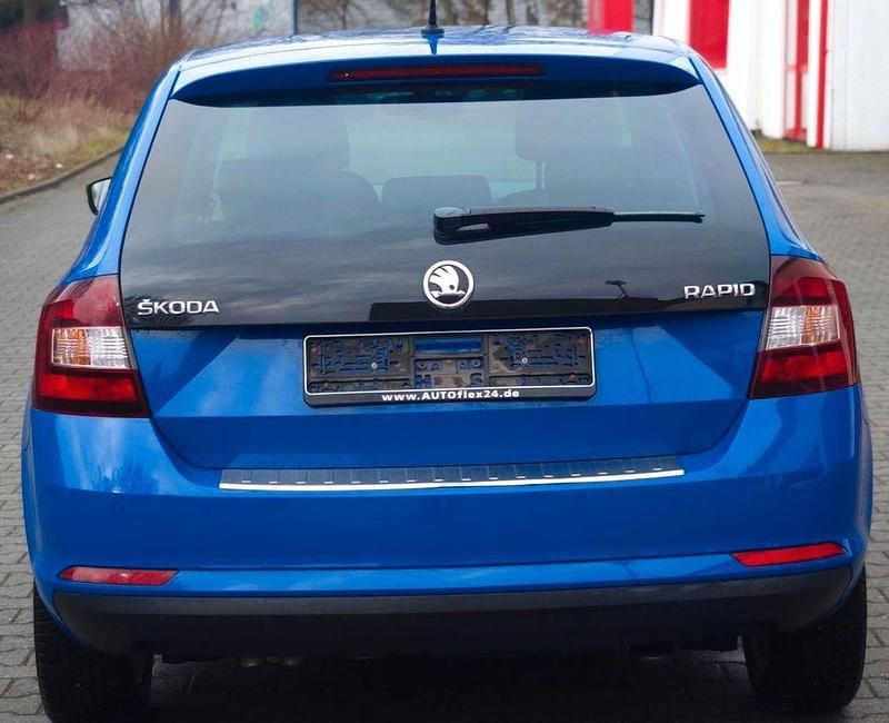 Gebraucht Skoda Rapid Style 125 PS (91 kW) 2018 Blau Kleinwagen