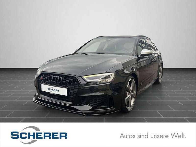 Mythosschwarz metallic Gebraucht 2020 Audi RS3 Kleinwagen | 44.990 € (Fairer Preis) - Bild 1/4