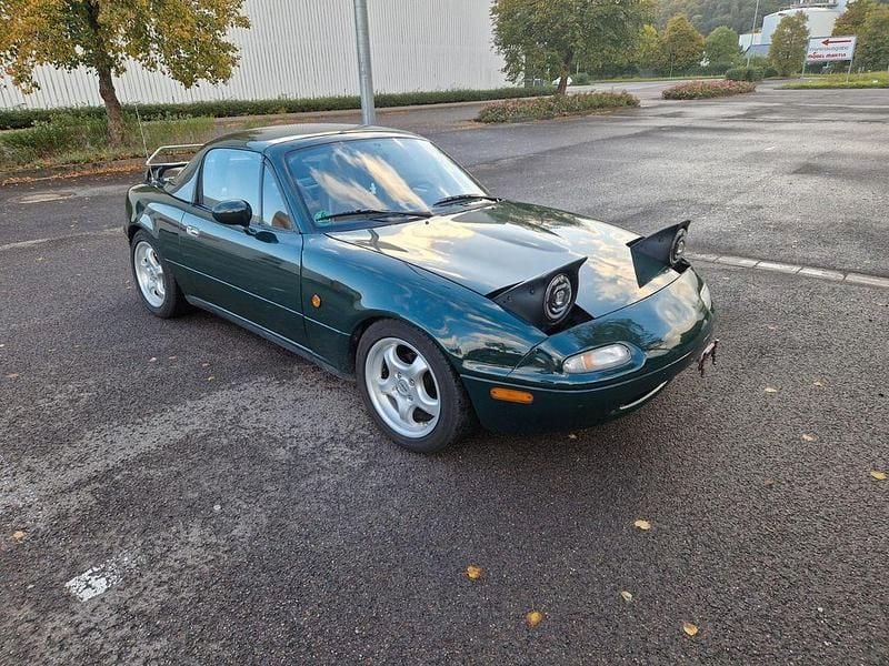 Grün Gebraucht 1993 Mazda MX5 Cabrio | 7.500 € - Bild 1/4