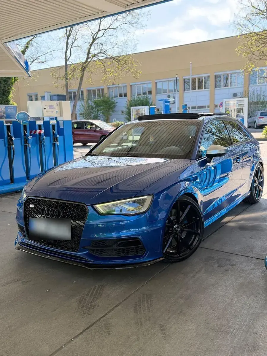 Gebraucht Audi S3 Ambiente 300 PS (220 kW) 2016 Blau Limousine