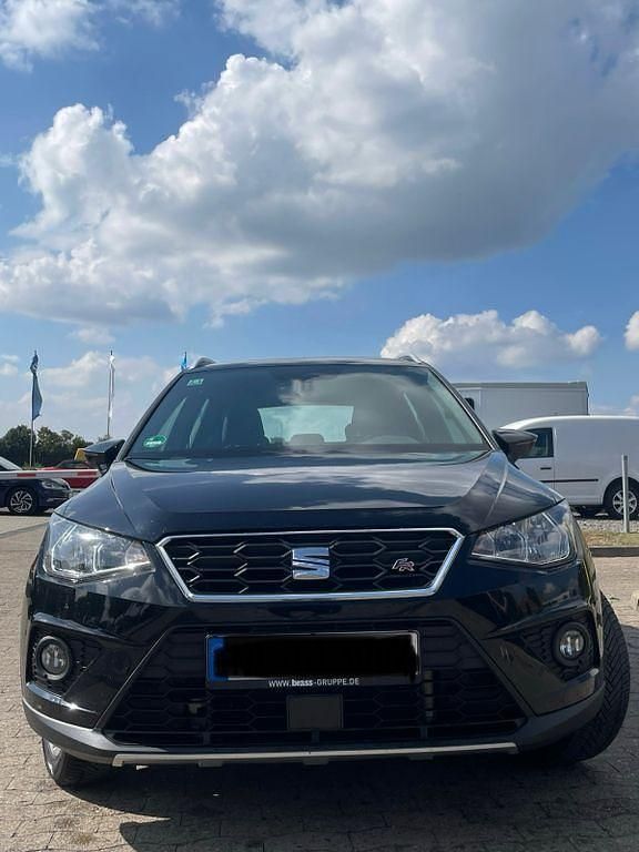Schwarz Gebraucht 2020 Seat Arona FR SUV | 15.499 € (Fairer Preis) - Bild 1/4