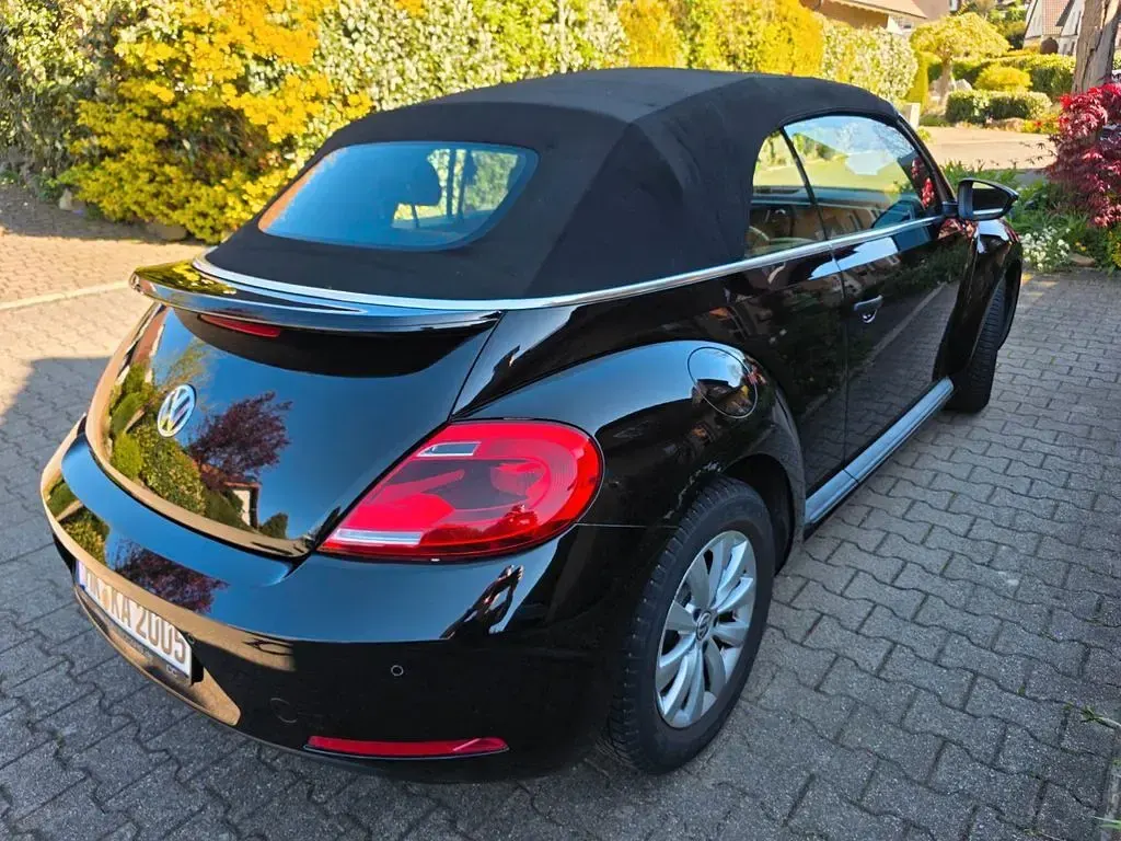 Gebraucht VW Beetle 105 PS (77 kW) 2016 Schwarz Kleinwagen