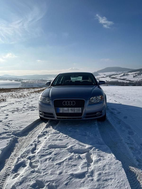 Gebraucht Audi A4 131 PS (96 kW) 2005 Silber Limousine