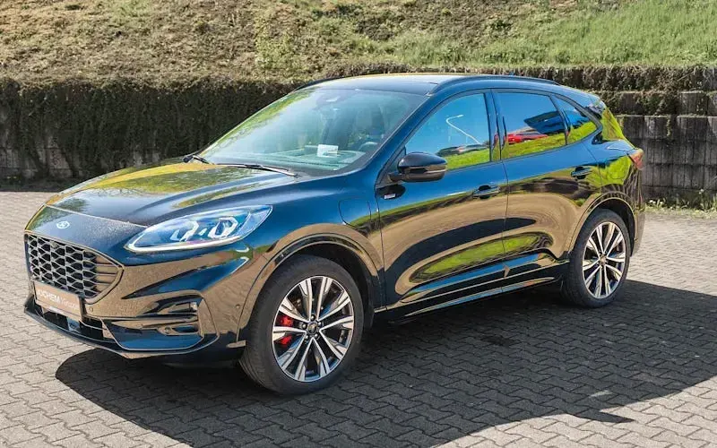 Gebraucht Ford Kuga ST-Line X 224 PS (164 kW) 2021 Schwarz SUV