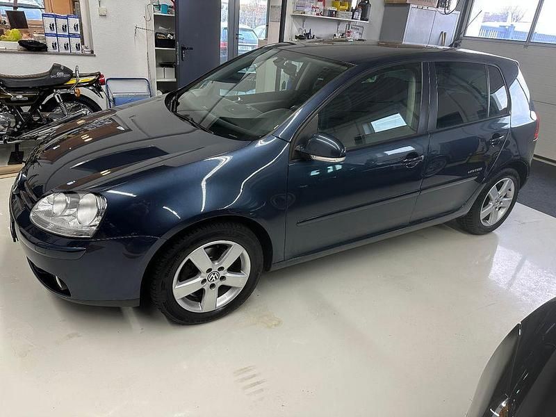 Grau Gebraucht 2008 VW Golf United Limousine | 2.690 € (Guter Preis) - Bild 1/4