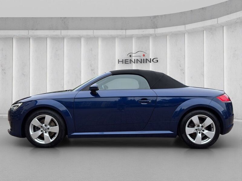 Gebraucht Audi TT Roadster Sport 179 PS (131 kW) 2018 Blau Cabrio