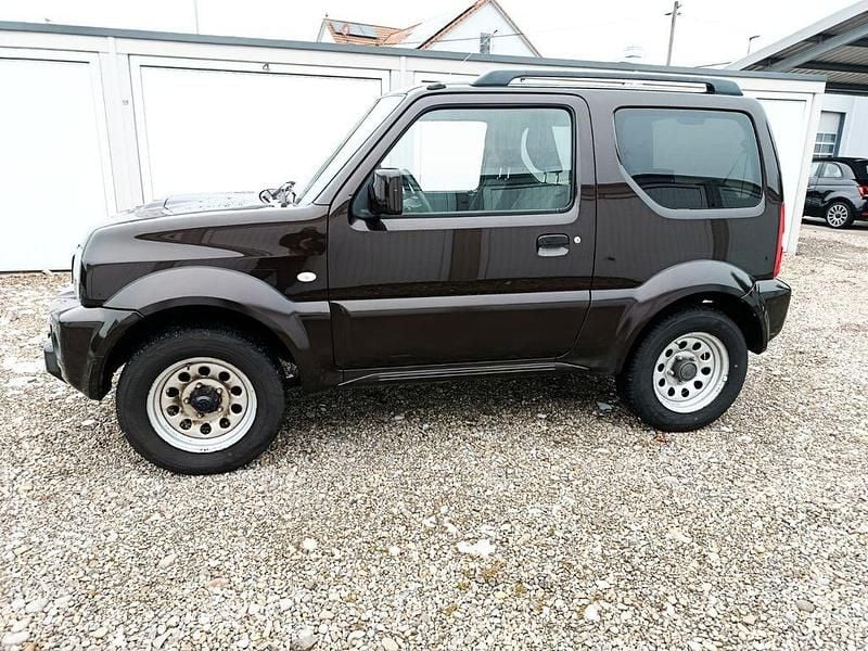 Gebraucht Suzuki Jimny Ranger Style 84 PS (61 kW) 2017 Braun SUV