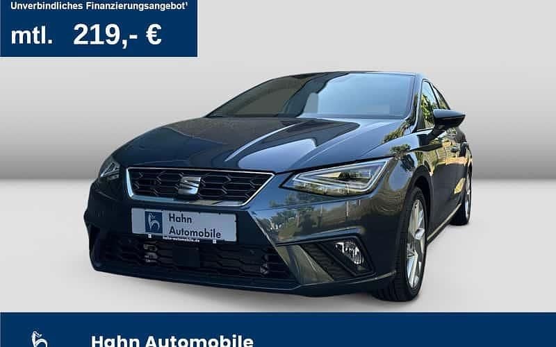 "magnetic tech" Gebraucht 2024 Seat Ibiza FR Limousine | 22.570 € (Fairer Preis) - Bild 1/4