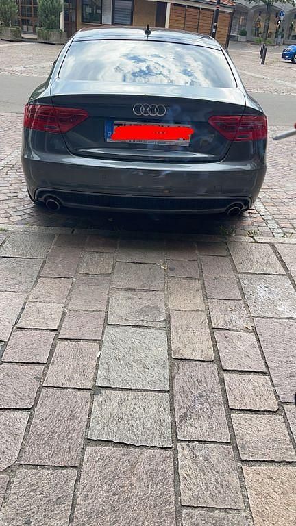 Grau Gebraucht 2014 Audi A5 Sportback S-Line Limousine | 15.800 € (Fairer Preis) - Bild 1/3