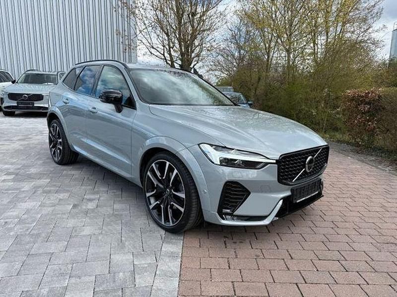 Gebraucht Volvo XC60 Ultimate 197 PS (144 kW) 2023 Grau SUV