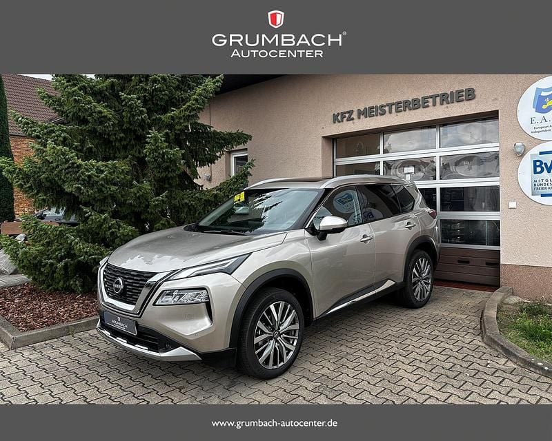 Campagne silver Neu 2025 Nissan X-Trail Tekna+ SUV | 38.390 € - Bild 1/4