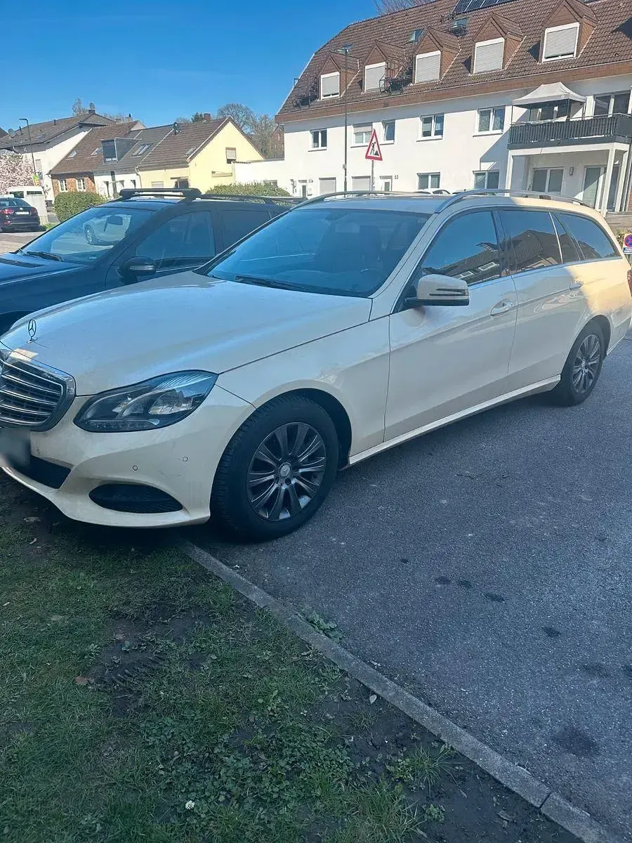 Gebraucht Mercedes E200 Avantgarde 136 PS (100 kW) 2016 Kombi
