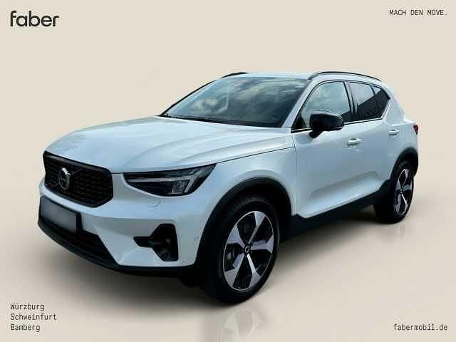 Gebraucht Volvo XC40 Plus 197 PS (144 kW) 2024 Crystal white SUV