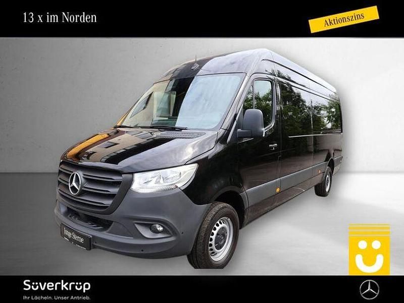 Tiefschwarz Gebraucht 2024 Mercedes Sprinter Van | 36.593 € (Superpreis) - Bild 1/4
