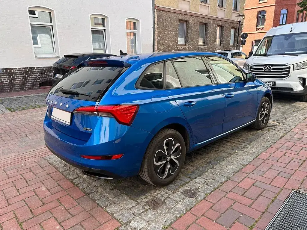 Gebraucht Skoda Scala 90 PS (66 kW) 2021 Blau Kleinwagen