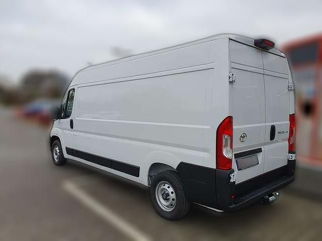 Gebraucht Toyota Proace 140 PS (102 kW) 2024 Weiß Van / Kleinbus