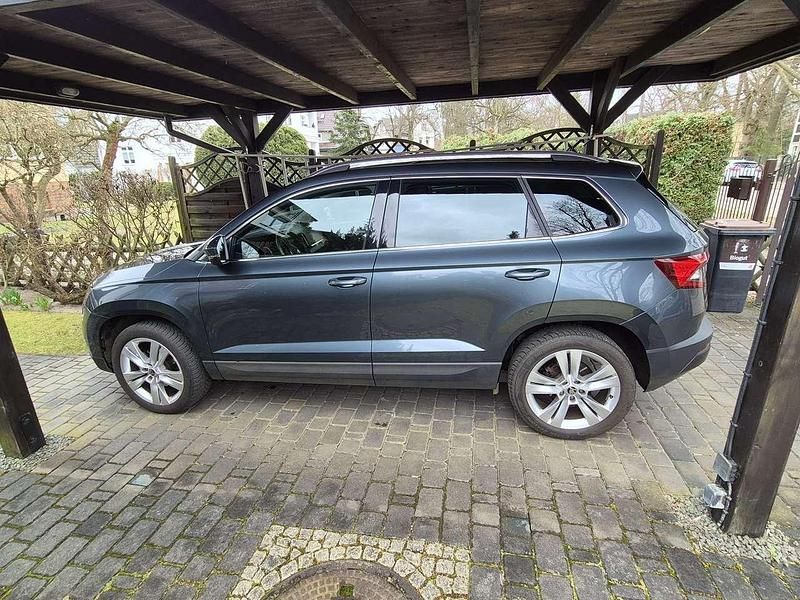 Gebraucht Skoda Karoq 150 PS (110 kW) 2019 Grau SUV