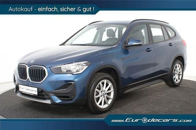 Blau Gebraucht 2020 BMW X1 Sport Line SUV | 24.500 € (Fairer Preis) - Bild 1/4