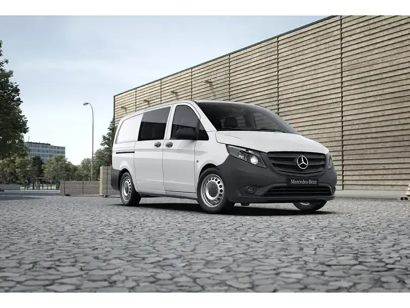Gebraucht Mercedes Vito 136 PS (100 kW) 2023 Weiß Van