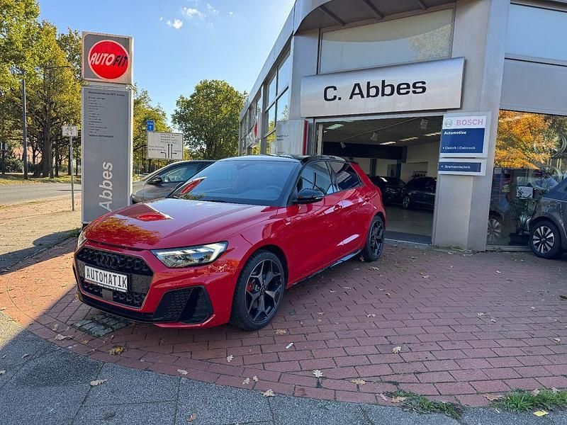 Rot Gebraucht 2024 Audi A1 Sportback S-Line Kleinwagen | 32.200 € (Teuer) - Bild 1/4