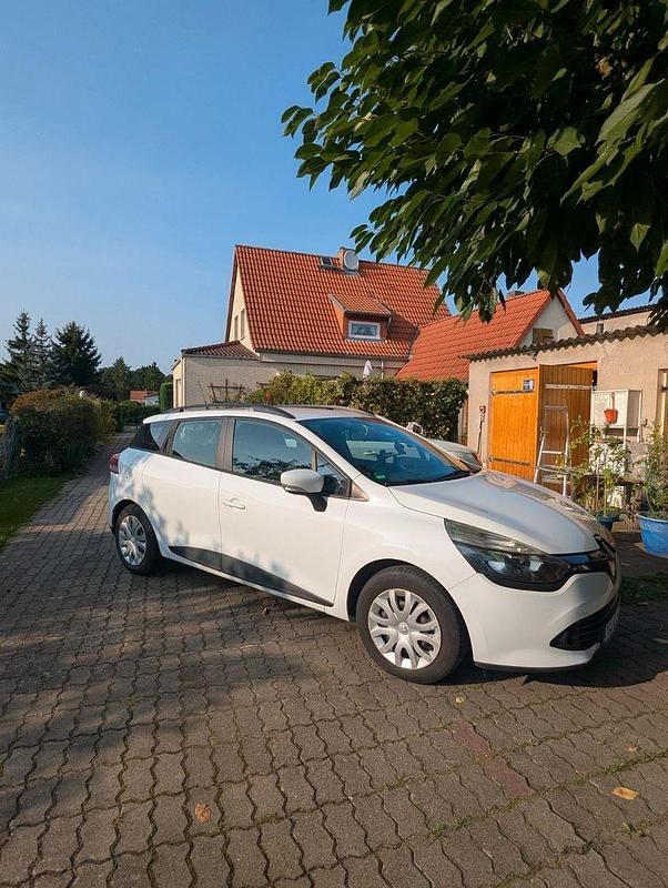 Weiß Gebraucht 2014 Renault Clio IV Expression Kleinwagen | 6.200 € (Fairer Preis) - Bild 1/4