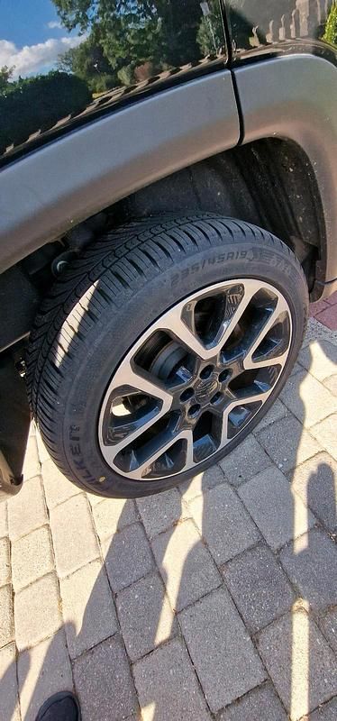 Gebraucht Jeep Compass 180 PS (132 kW) 2020 Schwarz SUV