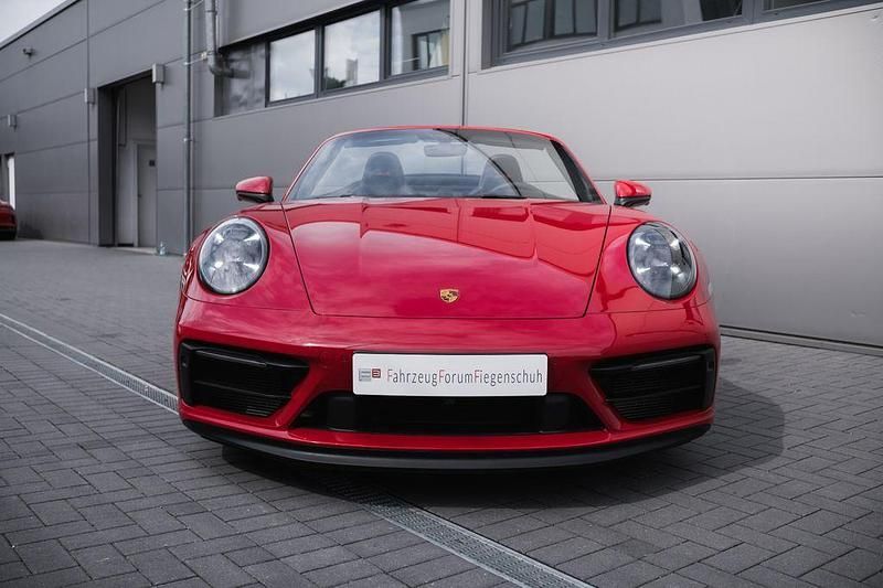 Gebraucht Porsche 992 480 PS (353 kW) 2022 Karminrot Cabrio