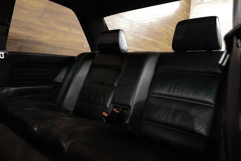 Gebraucht BMW M3 215 PS (158 kW) 1990 Schwarz Limousine