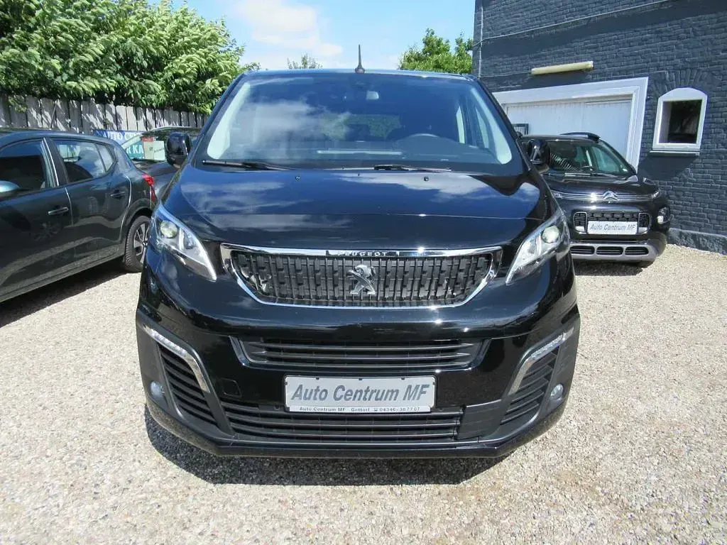 Gebraucht Peugeot Traveller Active 144 PS (105 kW) 2021 Schwarz Van / Kleinbus