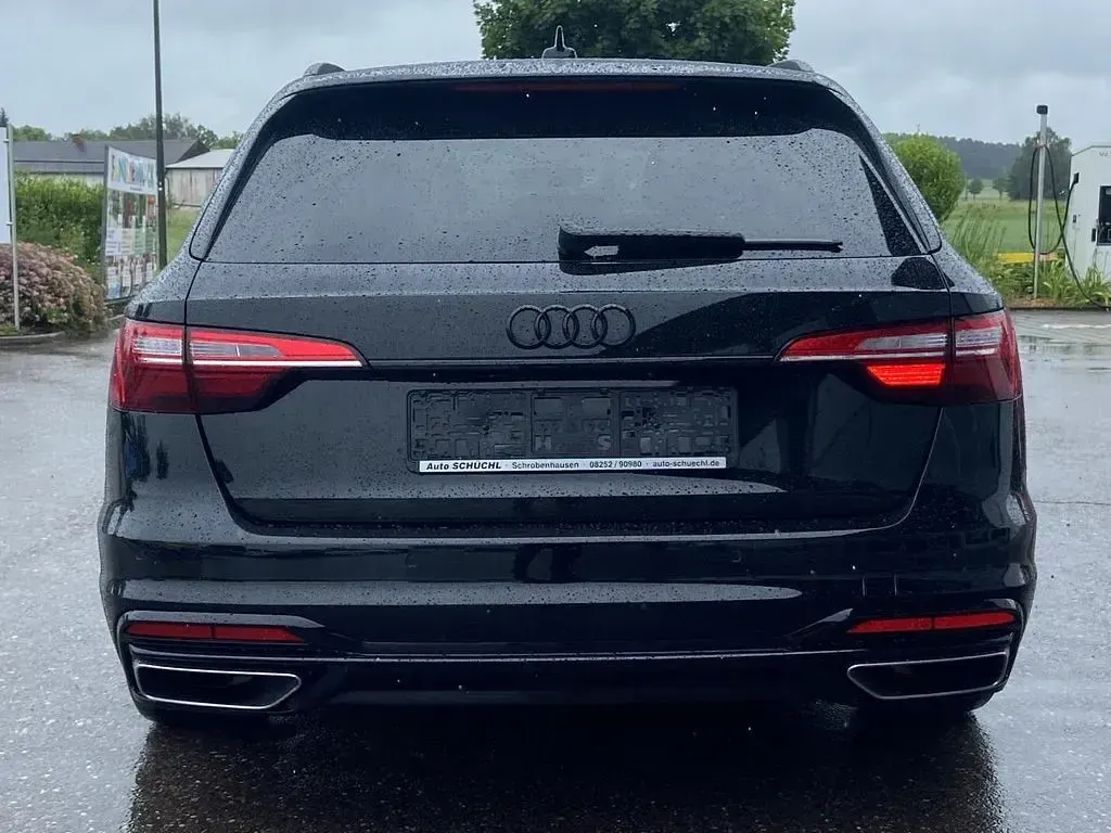 Gebraucht Audi A4 150 PS (110 kW) 2022 Schwarz Kombi