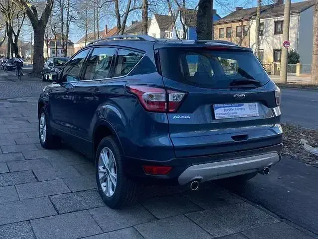 Gebraucht Ford Kuga Titanium 150 PS (110 kW) 2019 Chromablau metallic SUV