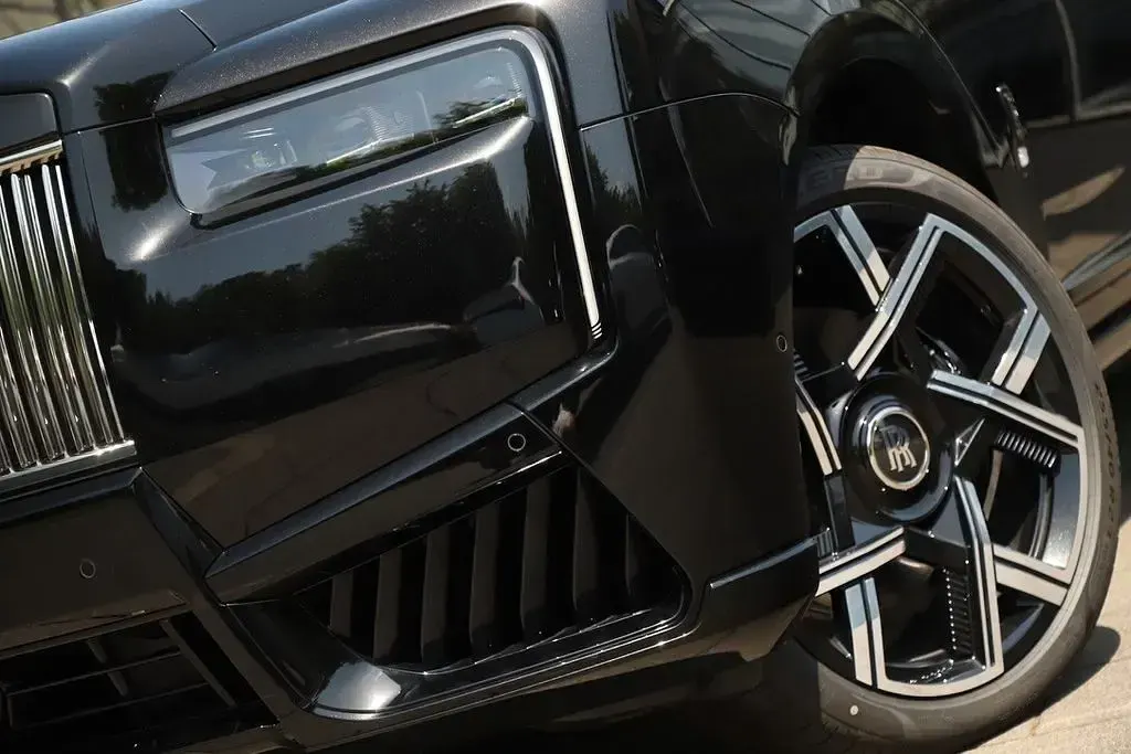 Neu Rolls Royce Cullinan 600 PS (441 kW) 2026 Schwarz SUV