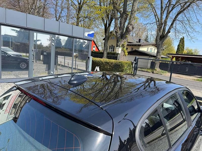 Gebraucht BMW 116 Advantage 109 PS (80 kW) 2018 Schwarz ii/bonnet fluid black Kleinwagen