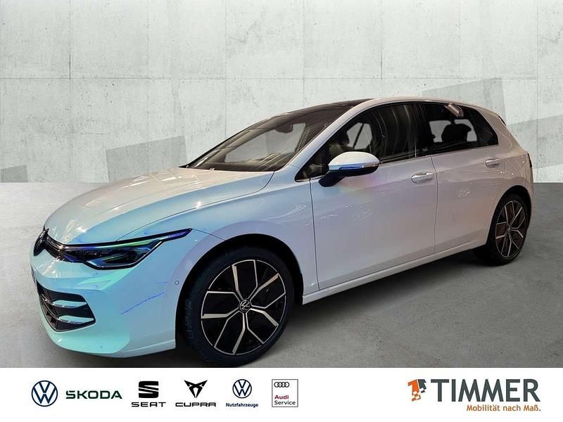 Pure white / schwarz Neu 2025 VW Golf VIII Style Limousine | 46.060 € - Bild 1/4