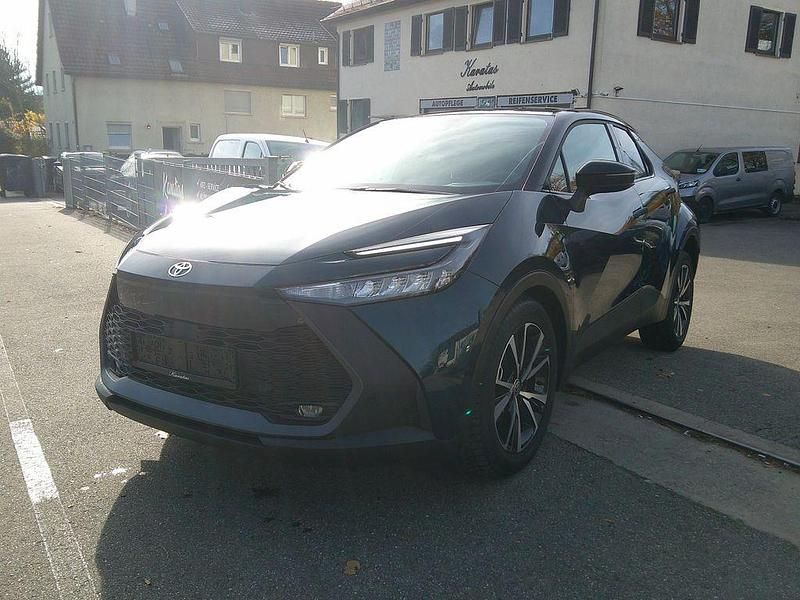 Gebraucht 2025 Toyota C-HR Team SUV | 28.750 € (Guter Preis) - Bild 1/4