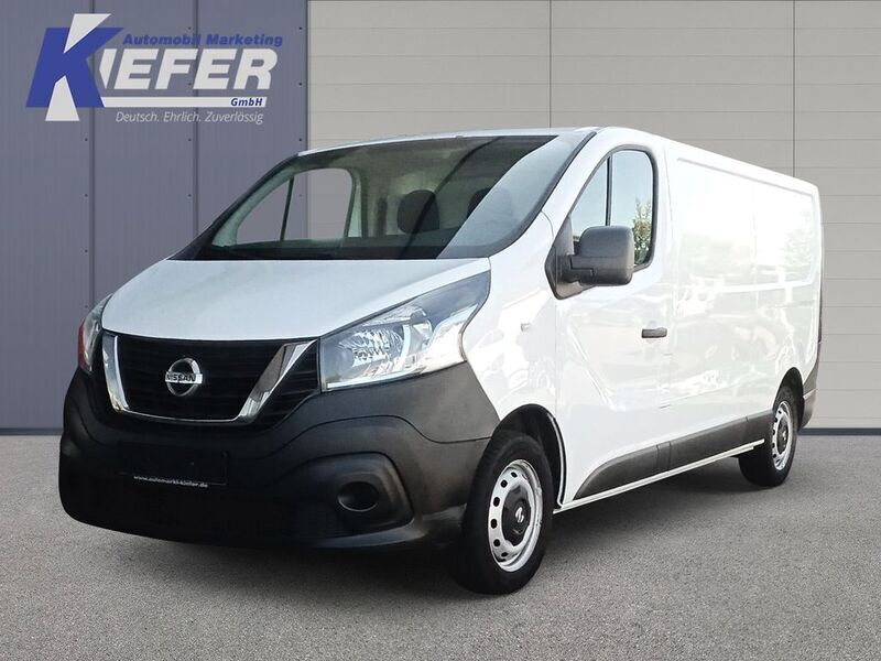 Weiß Gebraucht 2018 Nissan NV300 Van | 8.318 € (Guter Preis) - Bild 1/4
