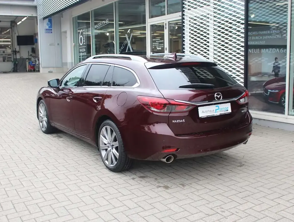 Gebraucht Mazda 6 20th Anniversary 194 PS (142 kW) 2023 Artisan red Kombi