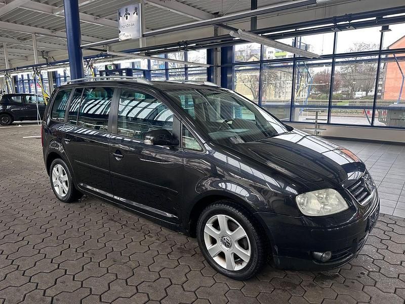 Gebraucht VW Touran Highline 140 PS (102 kW) 2004 Schwarz Van / Kleinbus