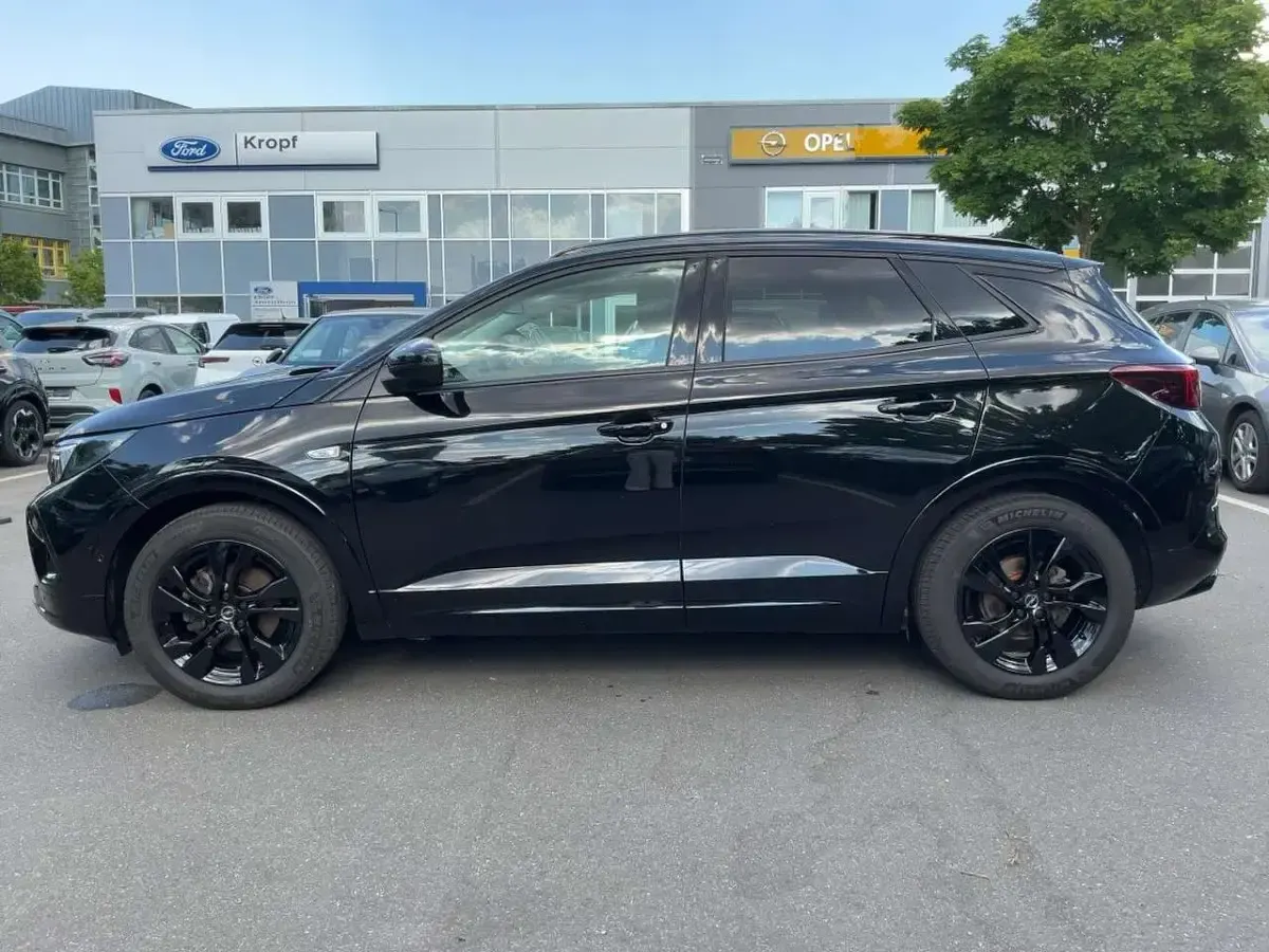 Gebraucht Opel Grandland X GS Line 131 PS (96 kW) 2023 Schwarz perla SUV