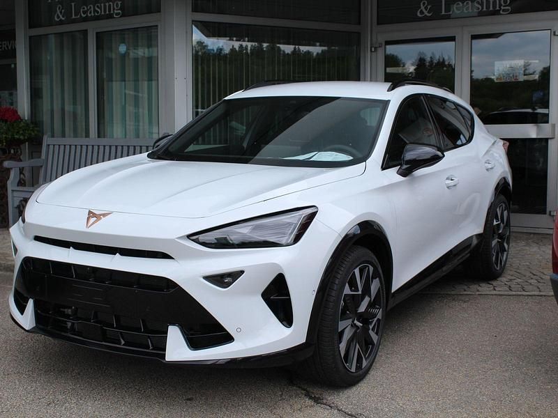 Weiß ("nevada" weiss) schwarz (alcantara) Neu 2025 Cupra Formentor VZ SUV | 41.490 € (Fairer Preis) - Bild 1/4