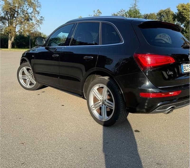 Schwarz Gebraucht 2015 Audi Q5 SUV | 23.000 € - Bild 1/4