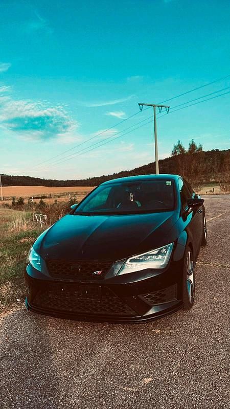 Schwarz Gebraucht 2014 Cupra Leon Coupé | 14.500 € - Bild 1/1