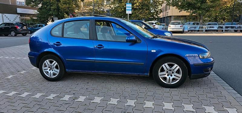 Gebraucht Seat Leon 105 PS (77 kW) 2000 Blau Kleinwagen
