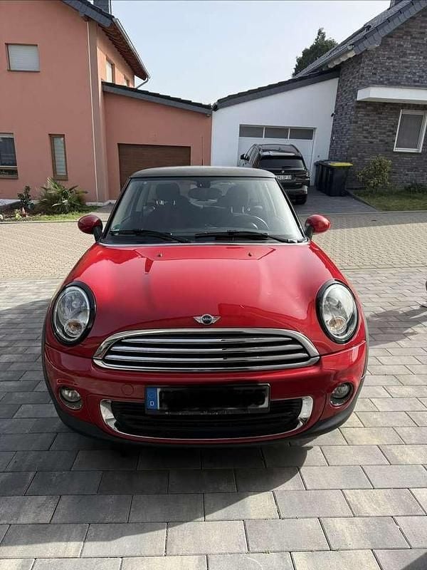 Gebraucht Mini ONE 75 PS (55 kW) 2013 Rot Kleinwagen