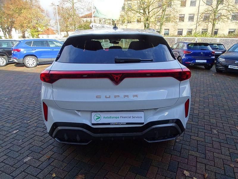 Second-hand Cupra Terramar 150 CP (110 kW) 2025 Alb SUV