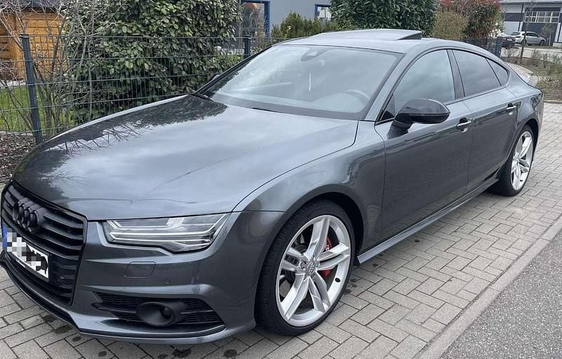 Grau Gebraucht 2015 Audi A7 Competition Kleinwagen | 27.000 € (Guter Preis) - Bild 1/4