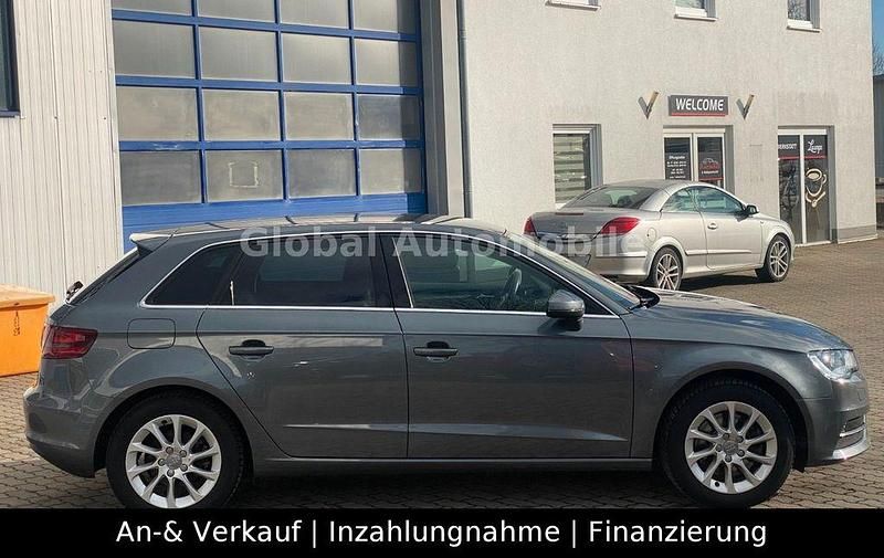Gebraucht Audi A3 Ambiente 179 PS (131 kW) 2013 Grau Limousine
