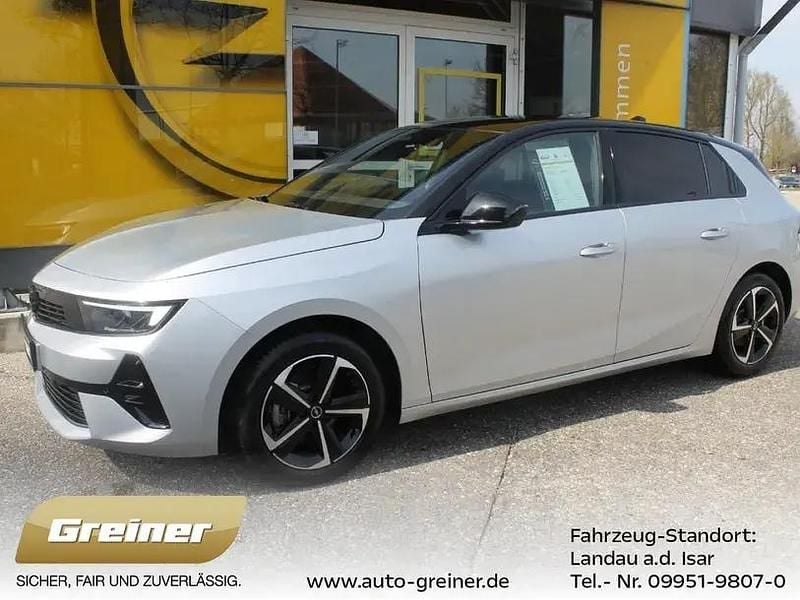 Usado Opel Astra 131 HP (96 kW) 2024 Sedan