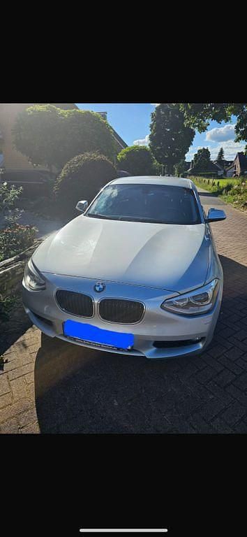 Silber Gebraucht 2013 BMW 120 Kleinwagen | 7.250 € (Superpreis) - Bild 1/4