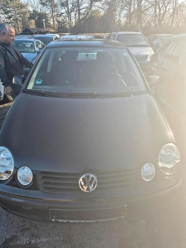Gebraucht VW Polo 64 PS (47 kW) 2002 Schwarz Kleinwagen